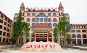 邵阳市湘智鸿才中学复读部｜高三复读学校